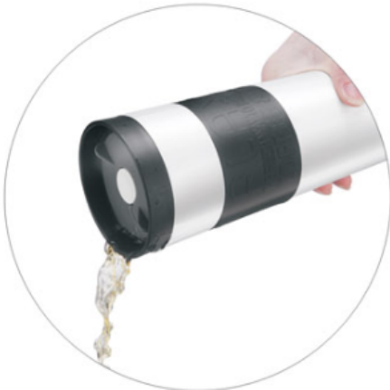 600 ML vacuum insulated thermal mug with 360 degree push button lid , mug body with silicone band